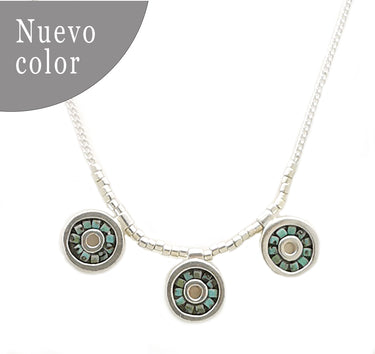 Collar 3 Iris plata